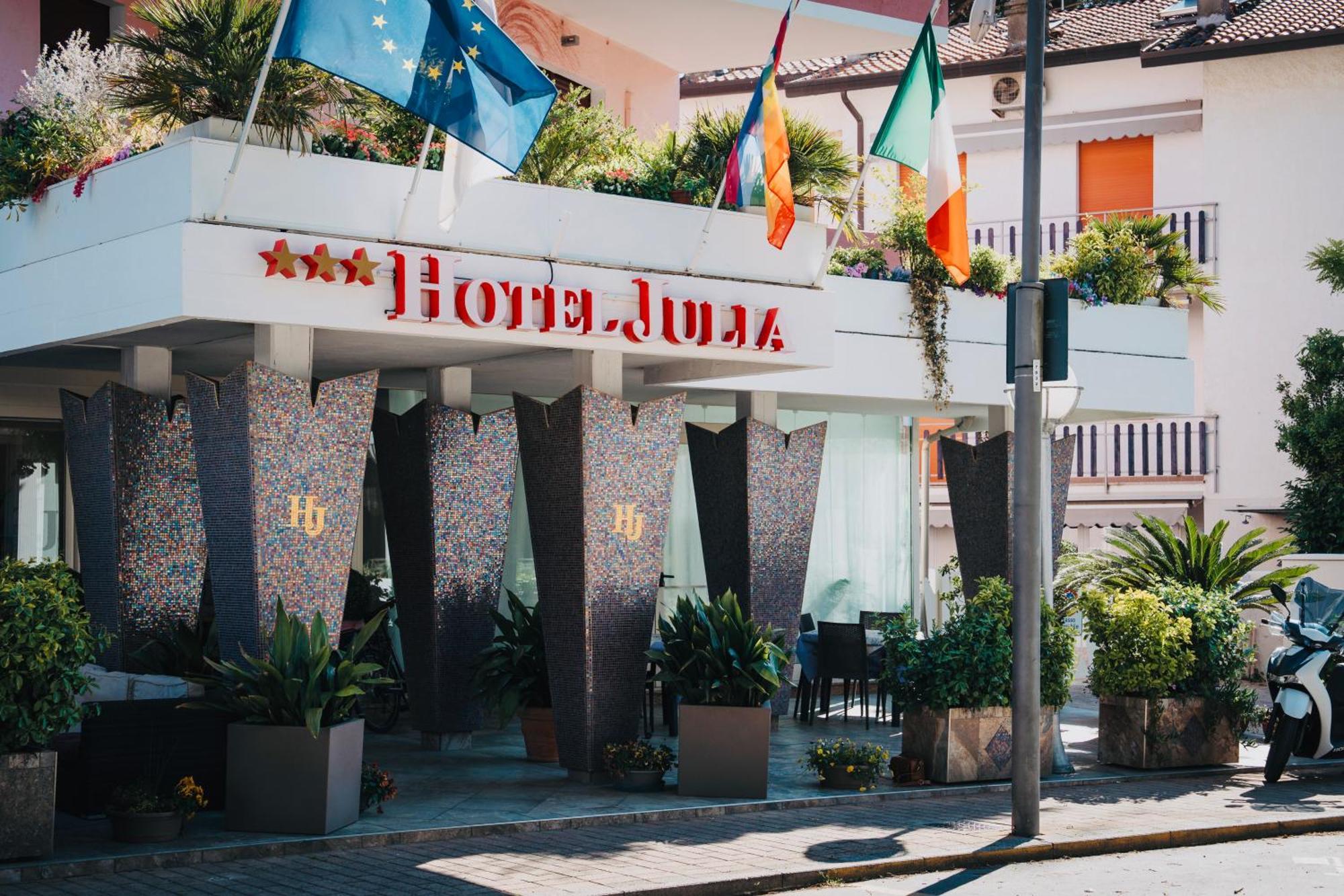 Hotel Julia Llido Degli Estensi Exterior photo