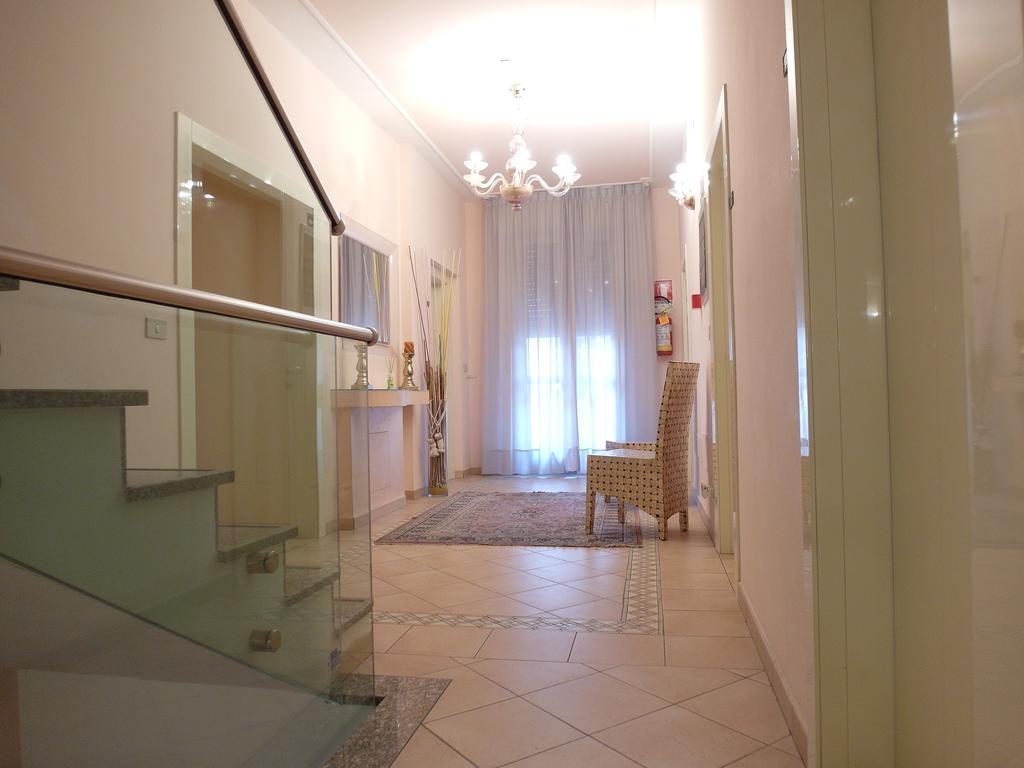 Hotel Julia Llido Degli Estensi Exterior photo