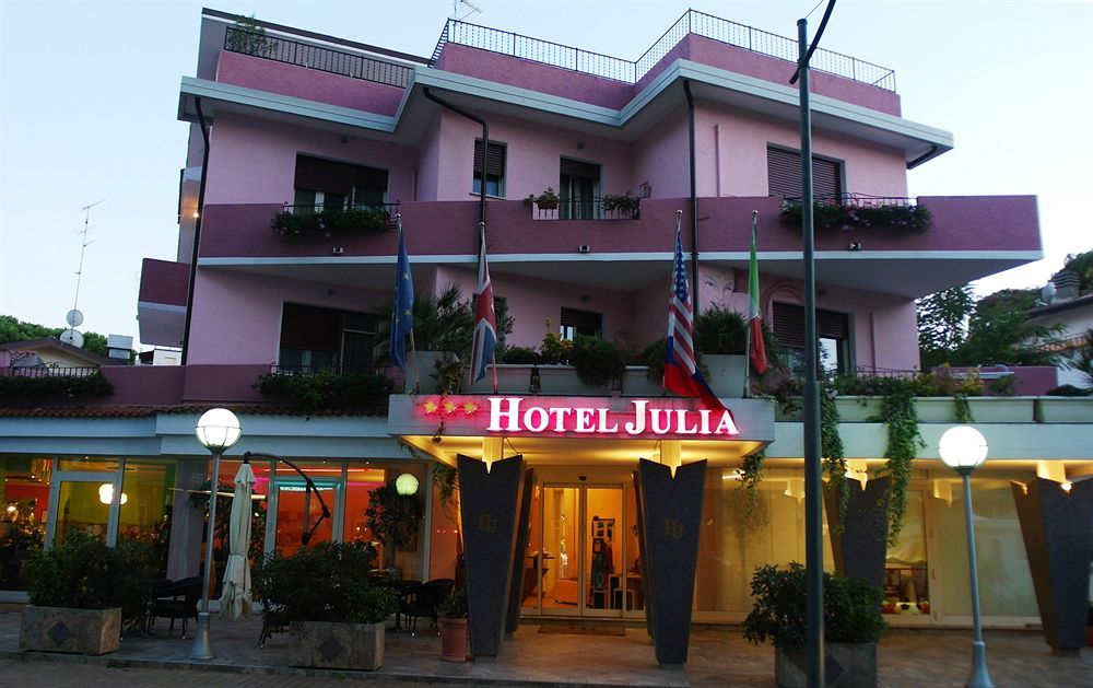 Hotel Julia Llido Degli Estensi Exterior photo